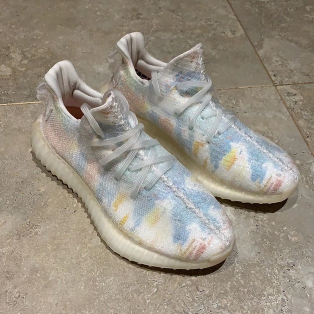 Yeezy store 350 rainbow