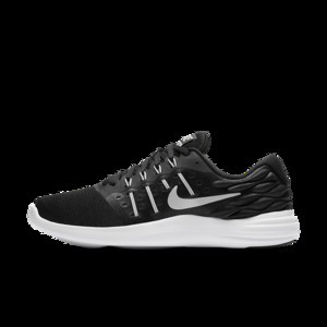 Nike Lunarstelos | 844736-001