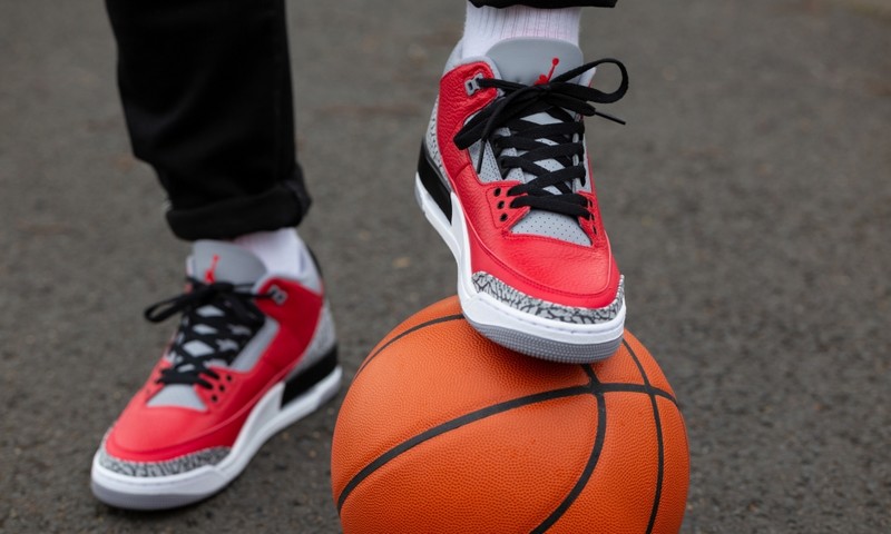 Air Jordan 3 Red Cement | CK5692-600