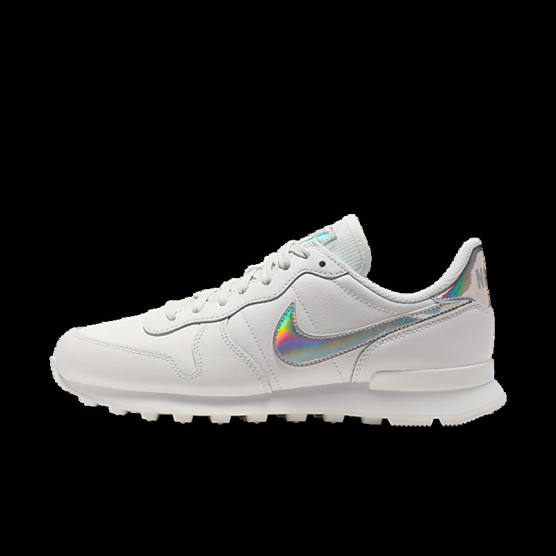 Nike hot sale internationalist silver