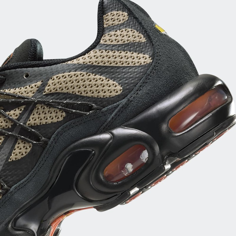 Air max plus rose gold and black online