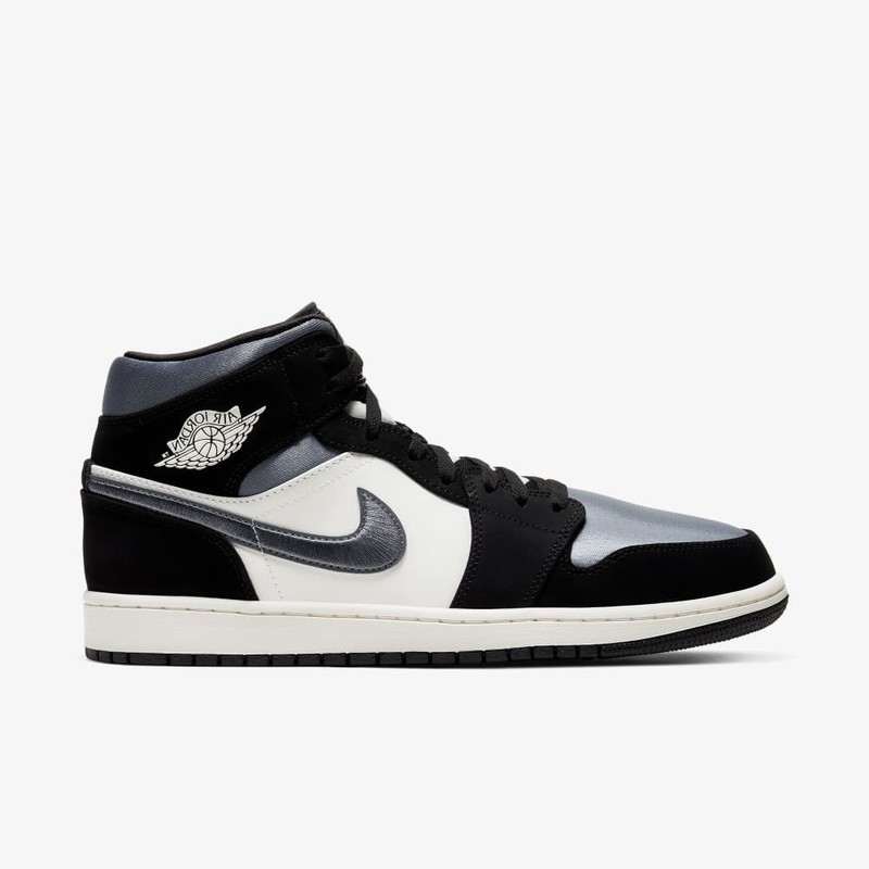 Air Jordan 1 Mid Satin Black | 852542-011