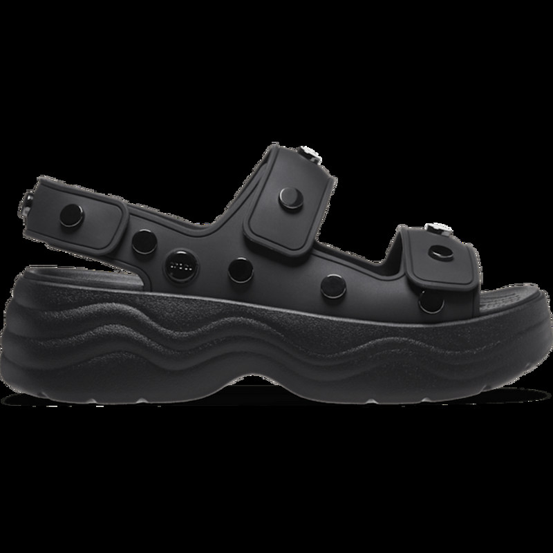 crocs chelsea crocs chelsea created its | 209025-001