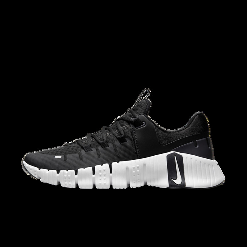 Nike Free Metcon 5 'Black White' | DV3949-001 | Grailify