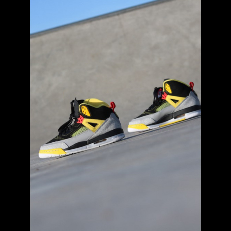 jordan spizike black yellow