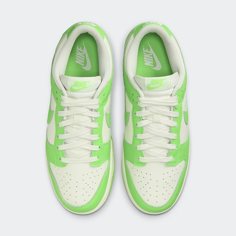 Nike Dunk Low "Green Strike" | HV0842-133