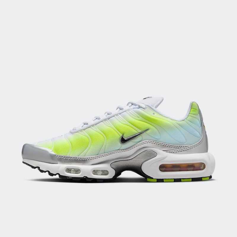 Nike Air Max Plus "Cyber" | HJ9574-100