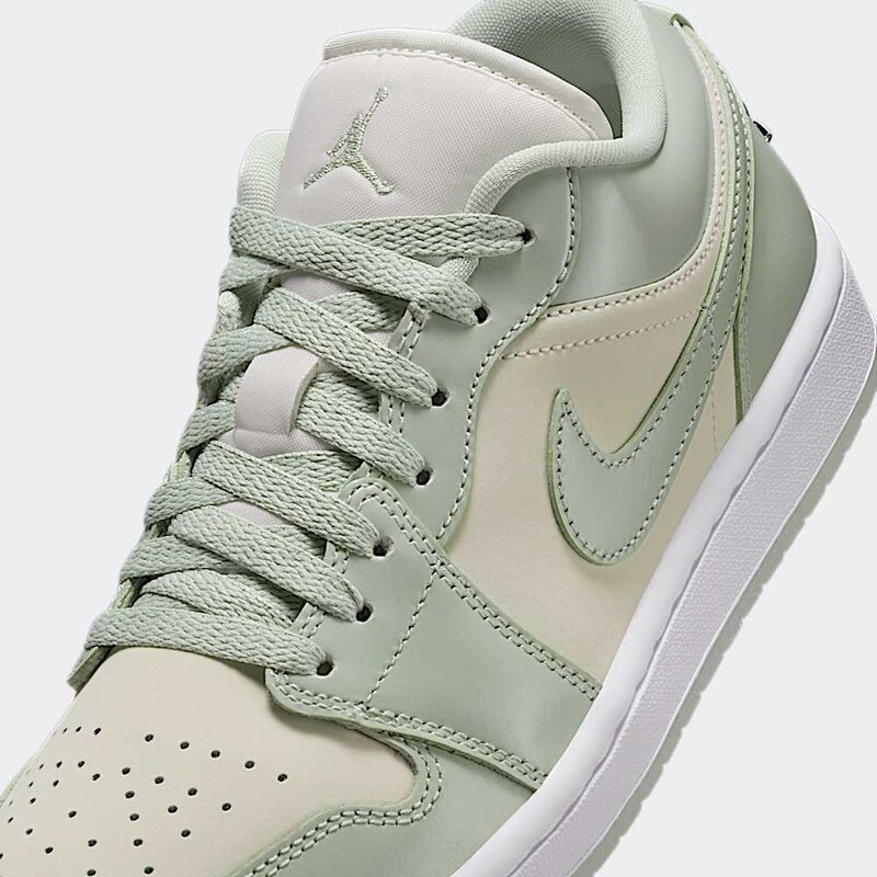 Air Jordan 1 Low SE "Seafoam" | HF4078-100