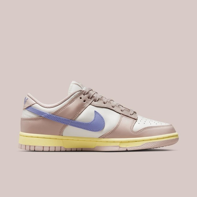 Nike Dunk Low „Pink Oxford“ erscheint mit gelben Sohlen