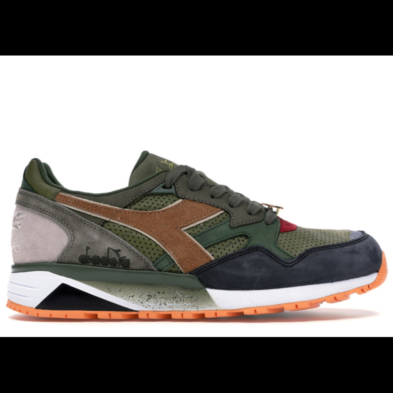 Diadora store mighty crown