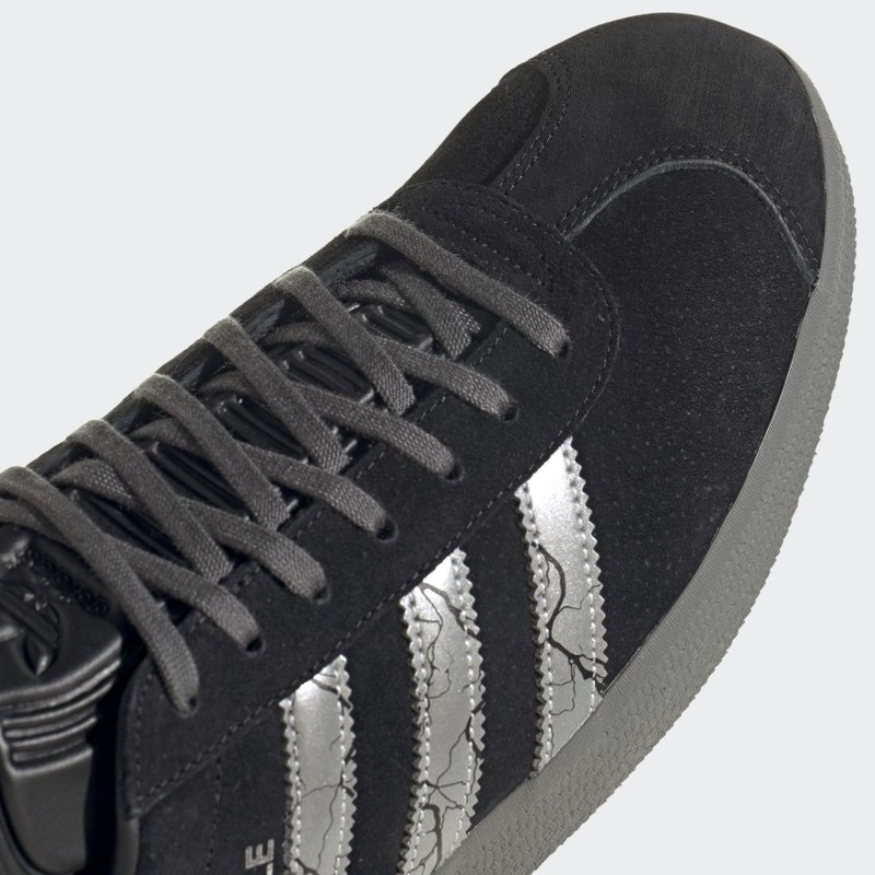 Star Wars x adidas Gazelle Darksaber | GZ2753 | Grailify