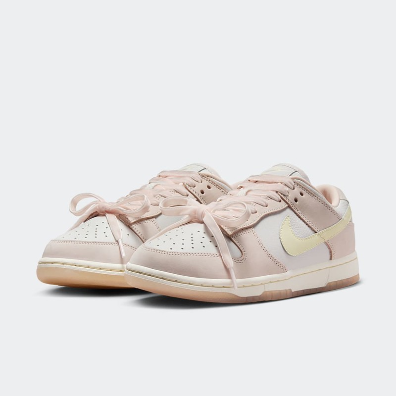 Nike Dunk Low "Light Soft Pink" | FB7910-601