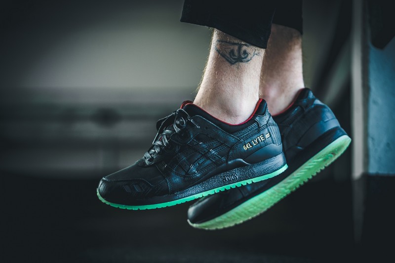 Asics Gel-Lyte III Lacquer Pack | H7R4N-9090