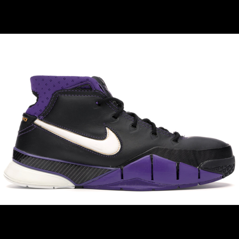 Kobe hot sale 1 blackout