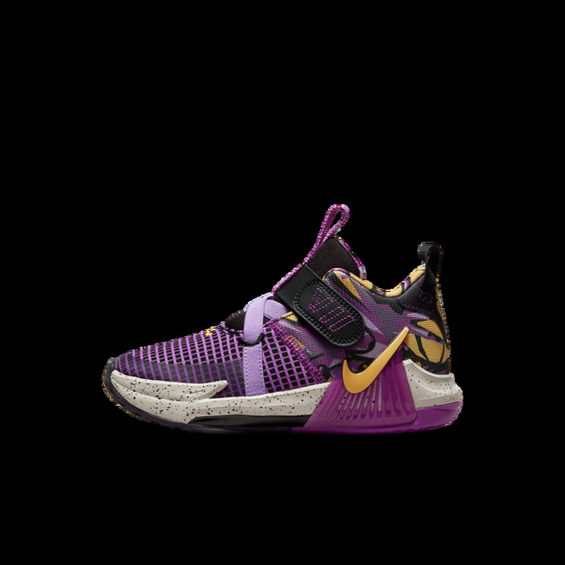 Nike LeBron Witness 7 SE PS 'Lakers Graffiti' | FD0210-001