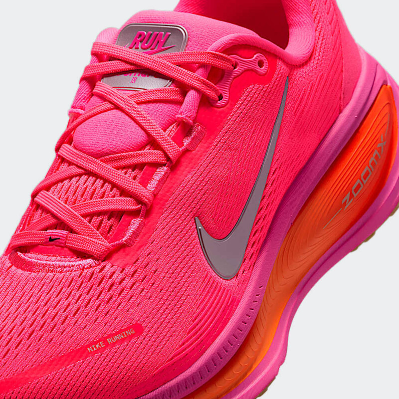 Nike Vomero 18 "Digital Pink" | HM6804-602