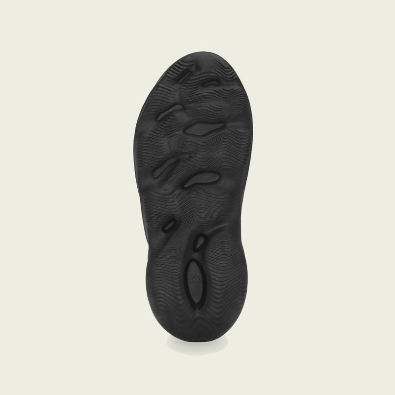 adidas Yeezy Foam Runner Onyx | HP8739