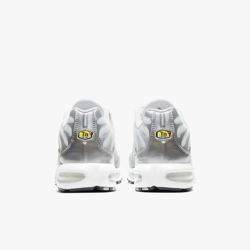 Nike Air Max Plus Metallic Silver | CW2646-100