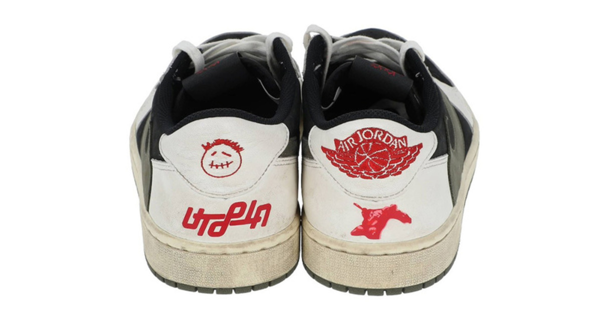 Travis Scott's worn Air Jordan 1 Low from the Rolling Loud Festival now at auction Travis Scott's worn Air Jordan 1 Low from the Rolling Loud Festival now at auction