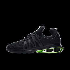 Nike shox gravity 2024 luxe green strike