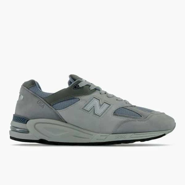 So sieht der 990v2 von New Balance und WTAPS aus