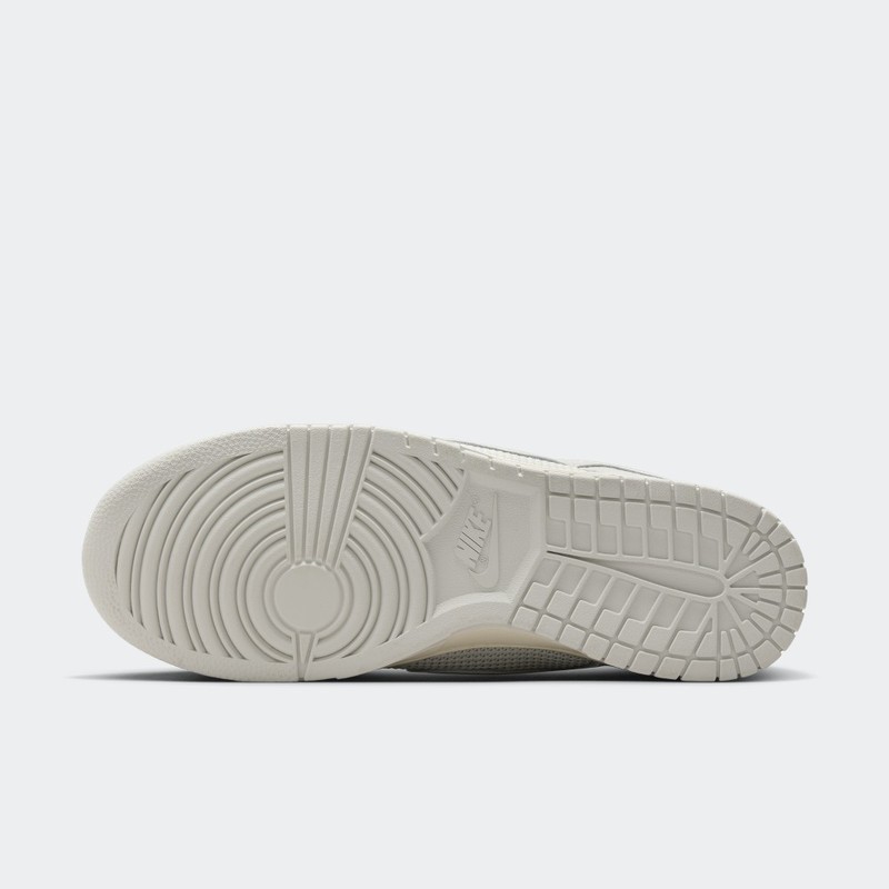 Nike Dunk Low "Greyscale" | HF4297-001