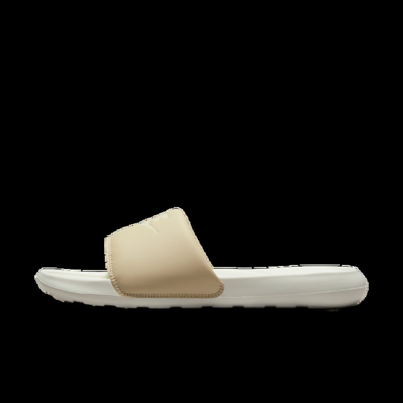 Nike Victori One | CN9677-108