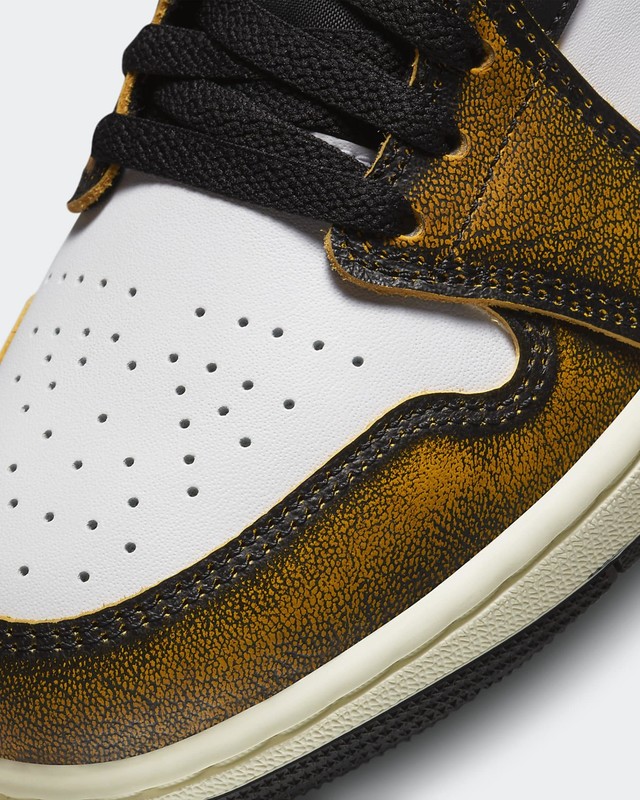 Air Jordan 1 Mid Taxi Wear Away | DQ8417-071