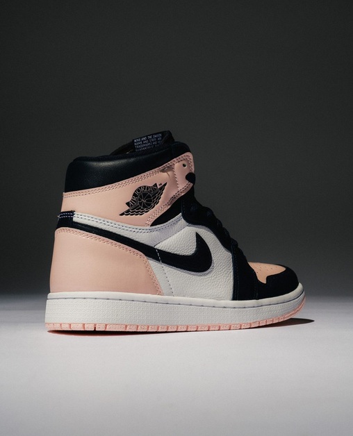 Der Air Jordan 1 High WMNS „Bubble Gum“ ist für Weihnachten 2021 geplant