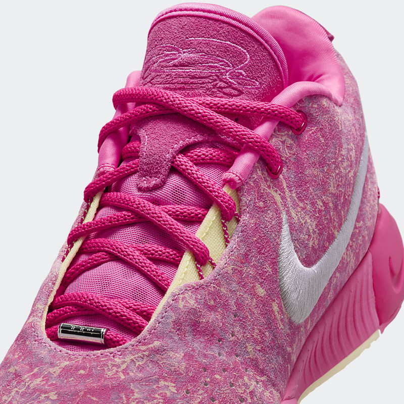 Nike LeBron 21 "Pink Multi" | HF0721-900