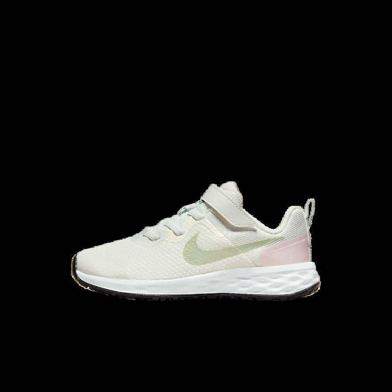 Nike Revolution 6 Next Nature SE | DR9978-115