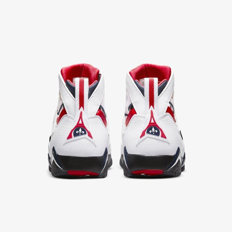 PSG x Air Jordan 7 | CZ0789-105