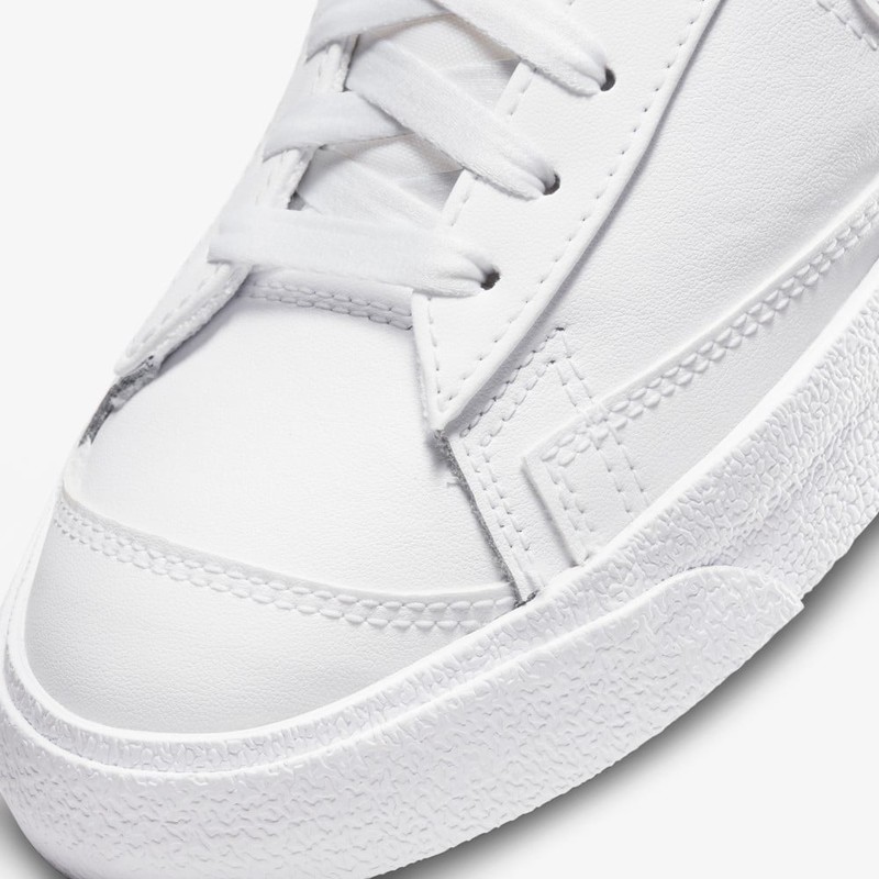 Nike Blazer Mid LX Lucky Charms White | DM0850-100