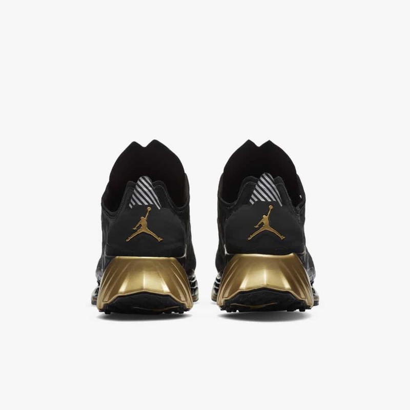 Jordan Zoom Trunner Ultimate Black/Gold | CJ1495-007