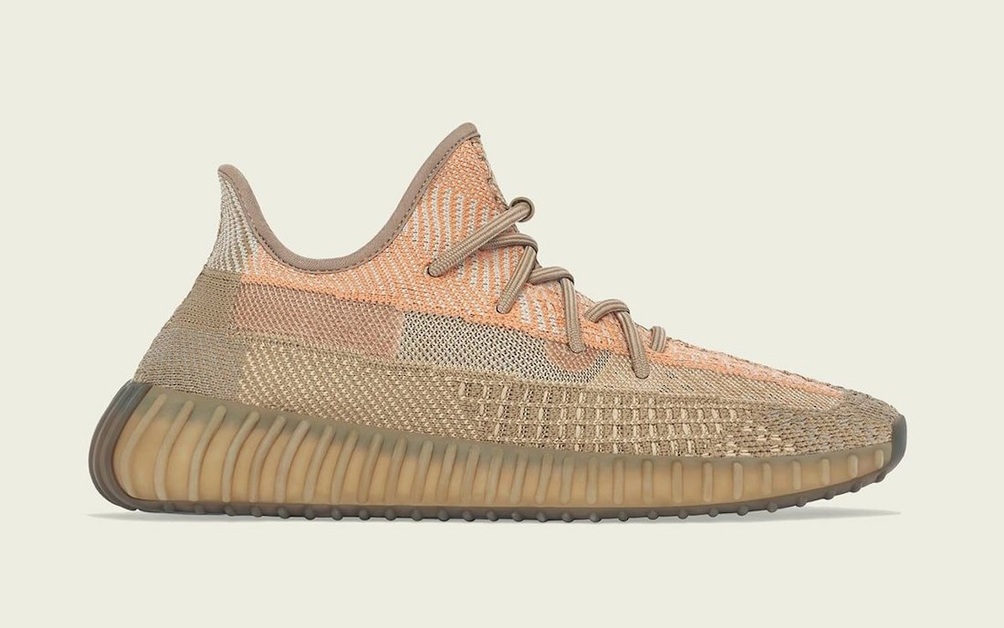 First Look: adidas Yeezy Boost 350 V2 „Sand Taupe“