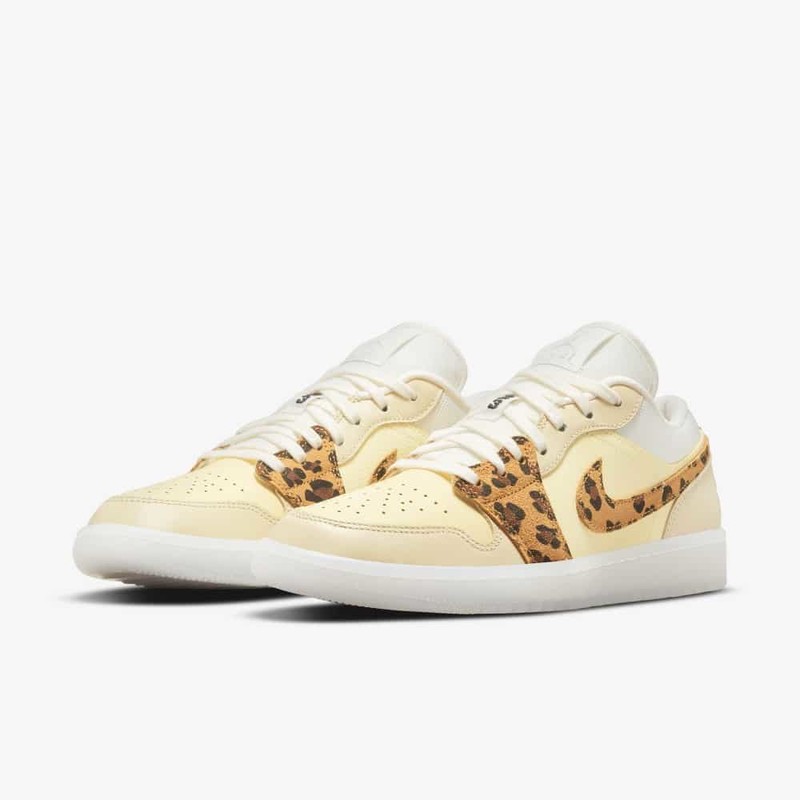 Air Jordan 1 Low SNKRS Day | DN6998-700