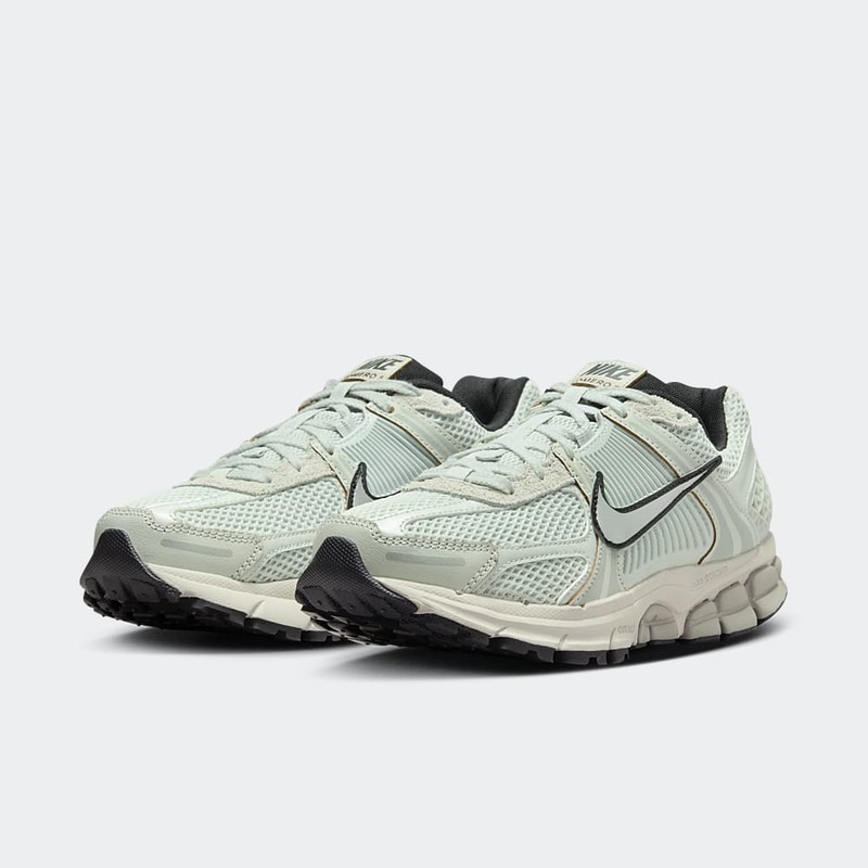 Nike Zoom Vomero 5 "Light Silver" | FN6742-001