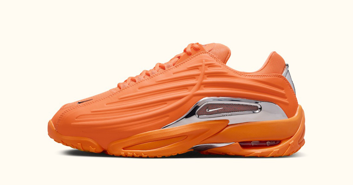 Drake und Nike NOCTA präsentieren den stylischen Hot Step 2 Sneaker Drake und Nike NOCTA präsentieren den stylischen Hot Step 2 Sneaker