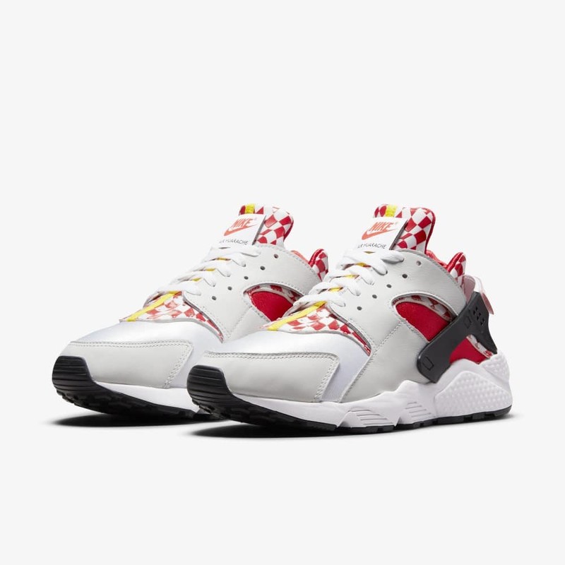 Nike Air Huarache PRM QS Liverpool | DN5080-100