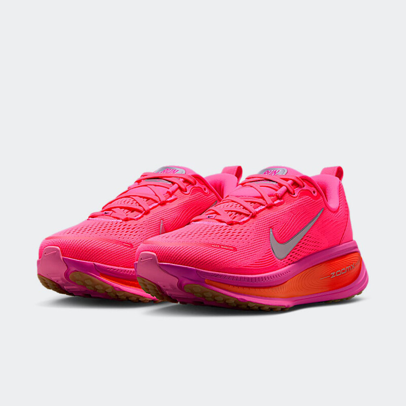 Nike Vomero 18 "Digital Pink" | HM6804-602