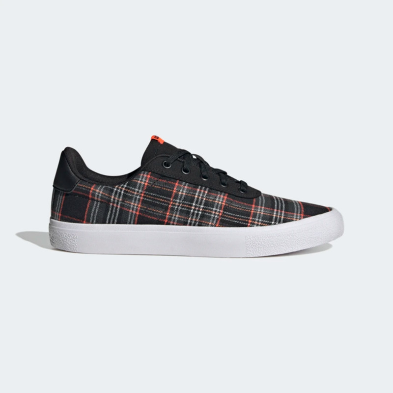 adidas Vulc Raid3r Lifestyle Skateboarding 3-Stripes Branding | HQ1781