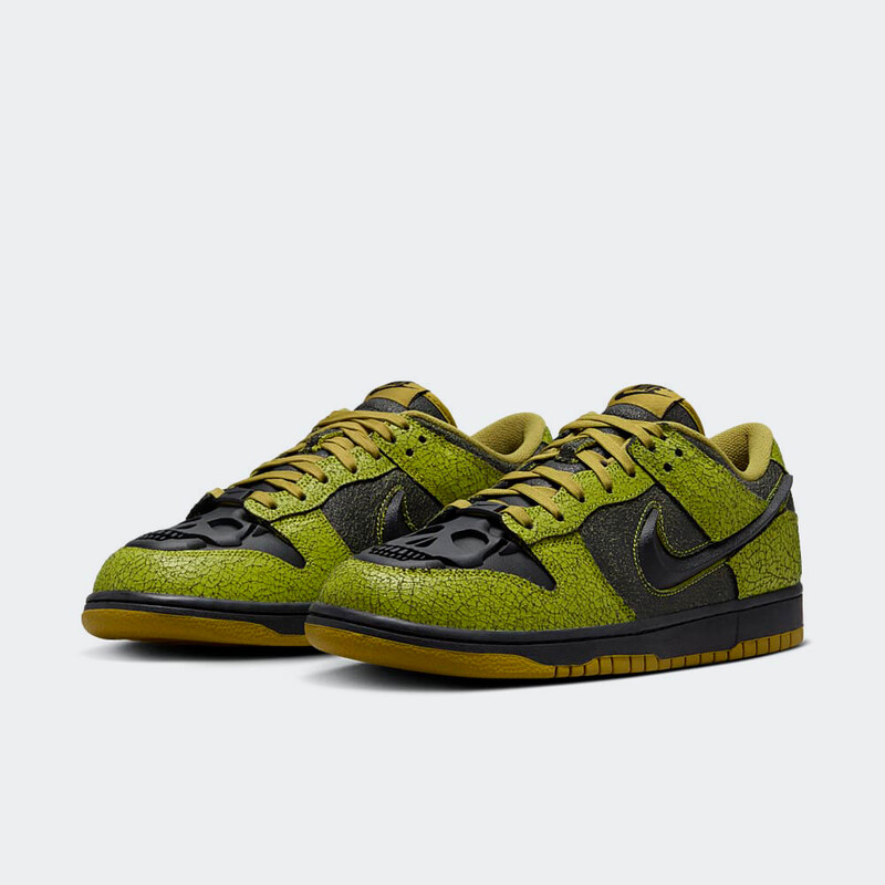 Nike Dunk Low Retro QS "Halloween Skull" | HV6103-300