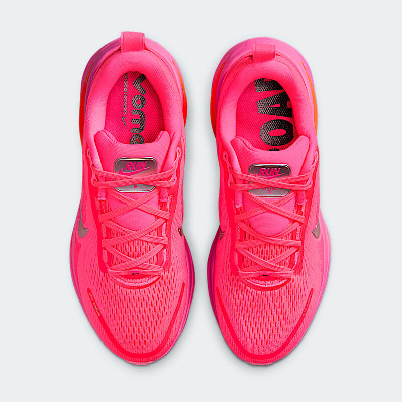 Nike Vomero 18 "Digital Pink" | HM6804-602