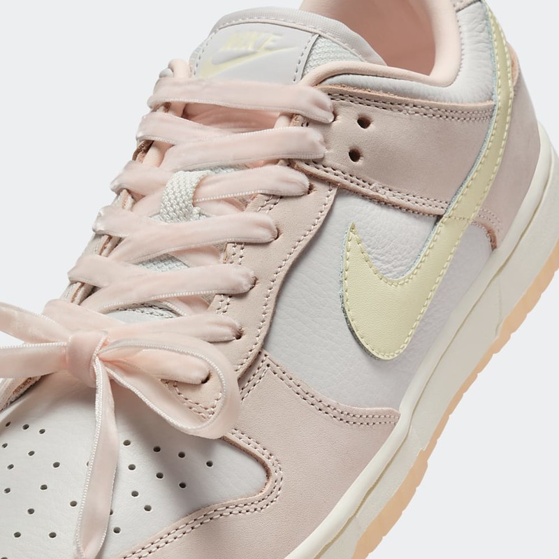 Nike Dunk Low "Light Soft Pink" | FB7910-601