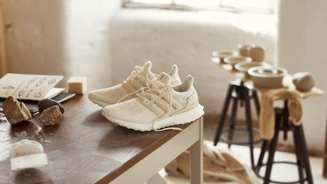 Die Töpferei inspiriert den Ultra Boost OG „Ceramic Craze“ von END. und adidas