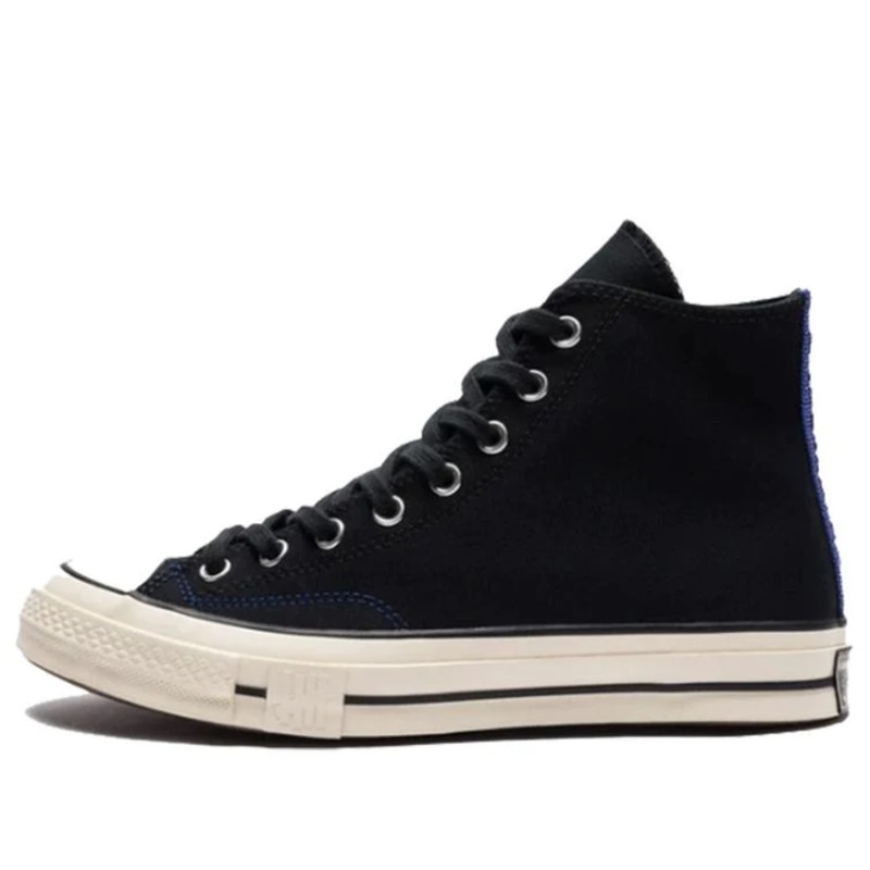 Undefeated converse hot sale