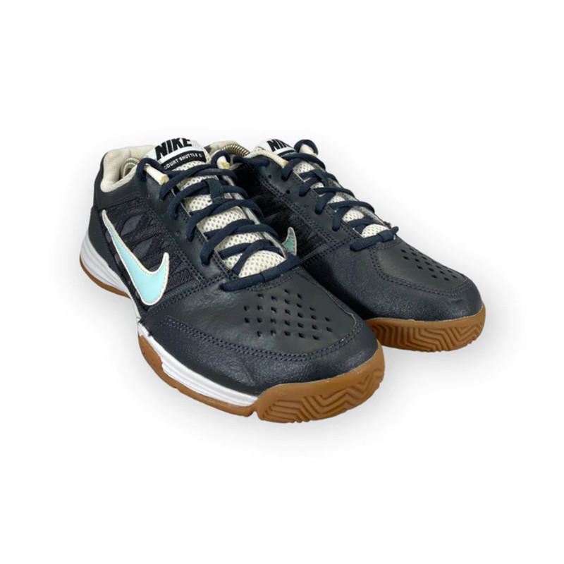 Nike court hotsell shuttle 5