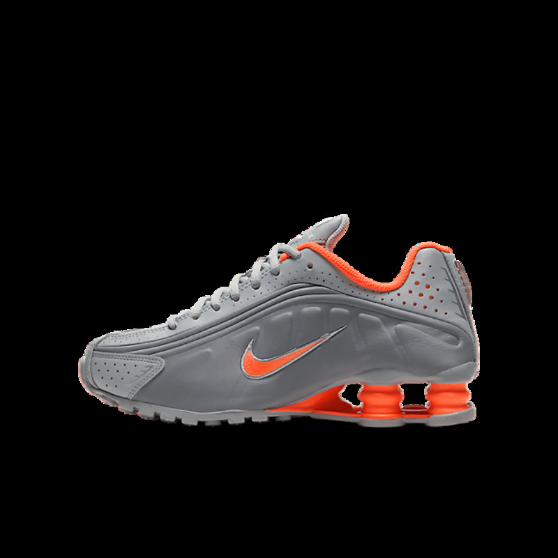 grey nike shox