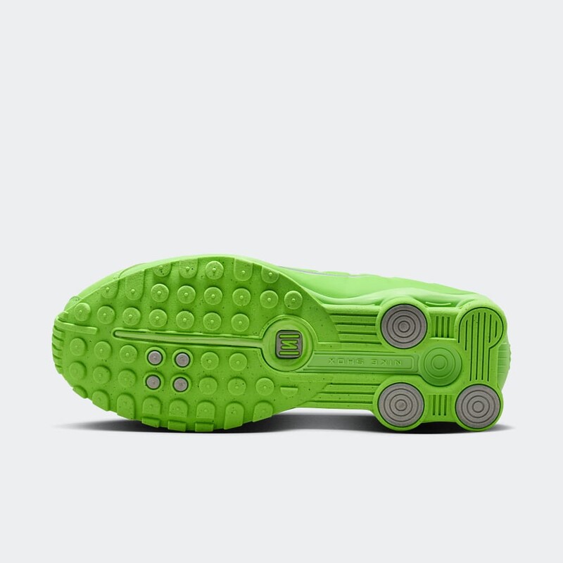 Nike Shox R4 "Green Strike" | HV0839-398