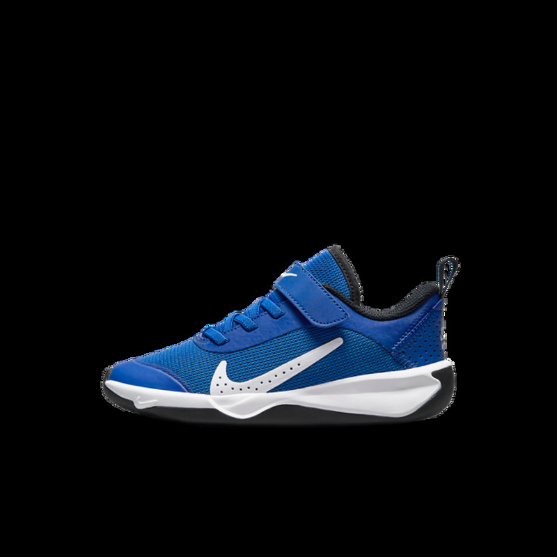 Nike Omni Multi-Court Younger Kids' | DM9026-403